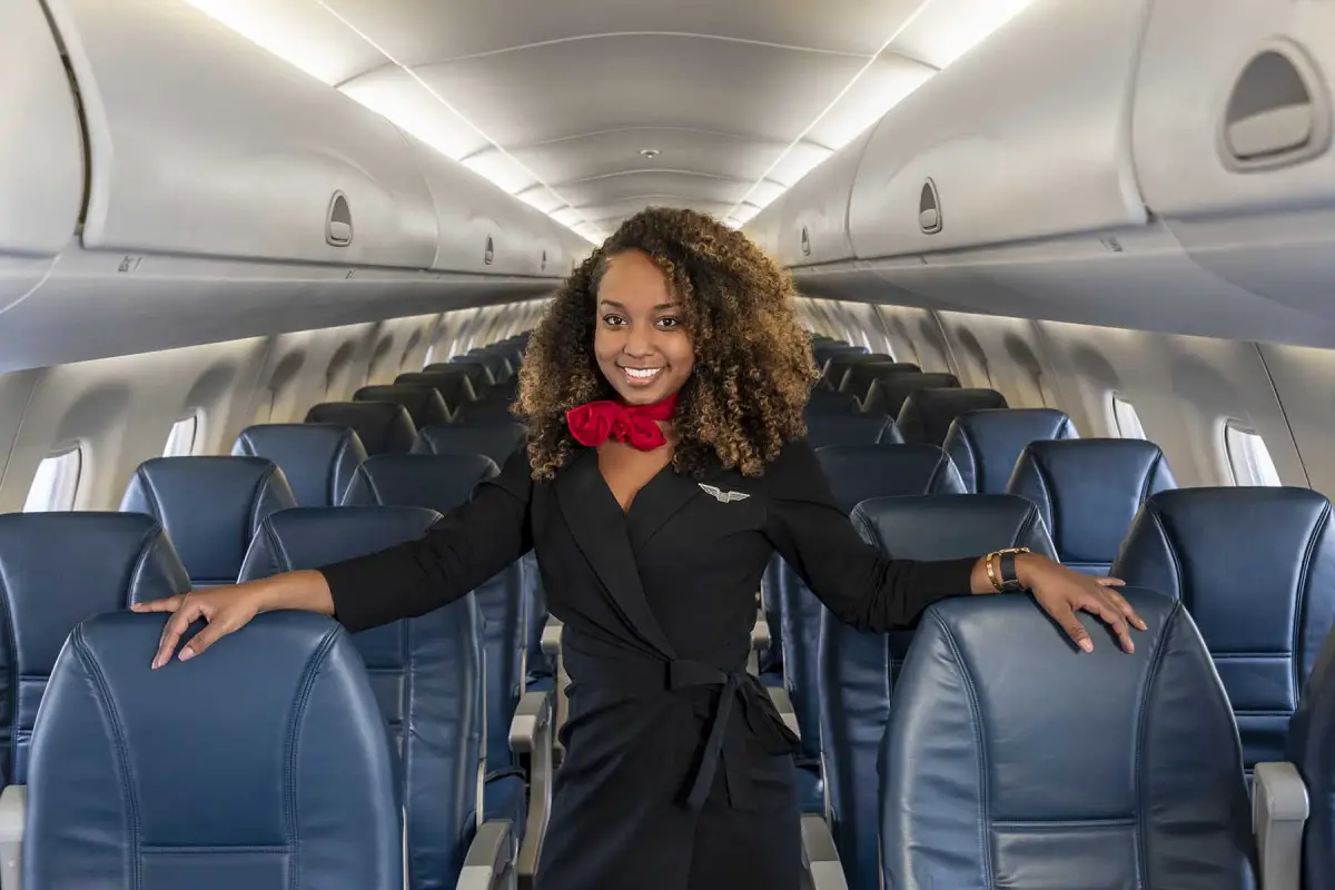How Much Do VIP Flight Attendants Earn?
