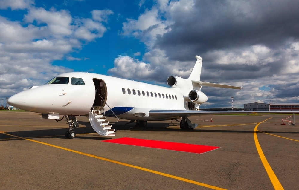 Is Private Jet Safer Than Commercial?