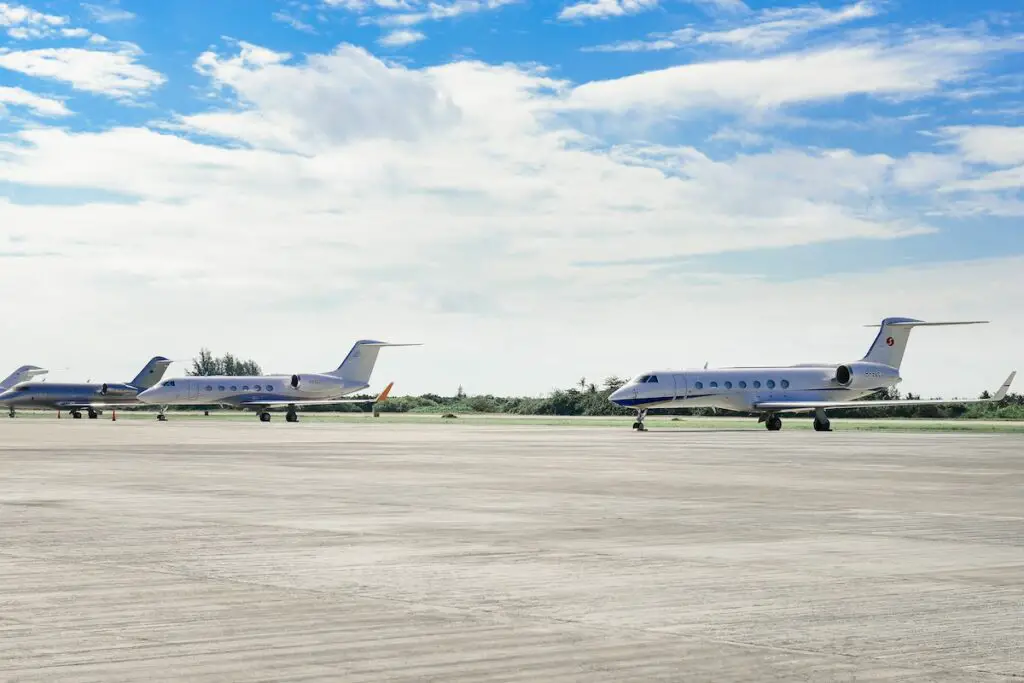 Which Is Better Private Jet Or Helicopter?