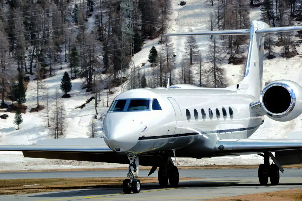 What Private Jet Can Fly The Highest?