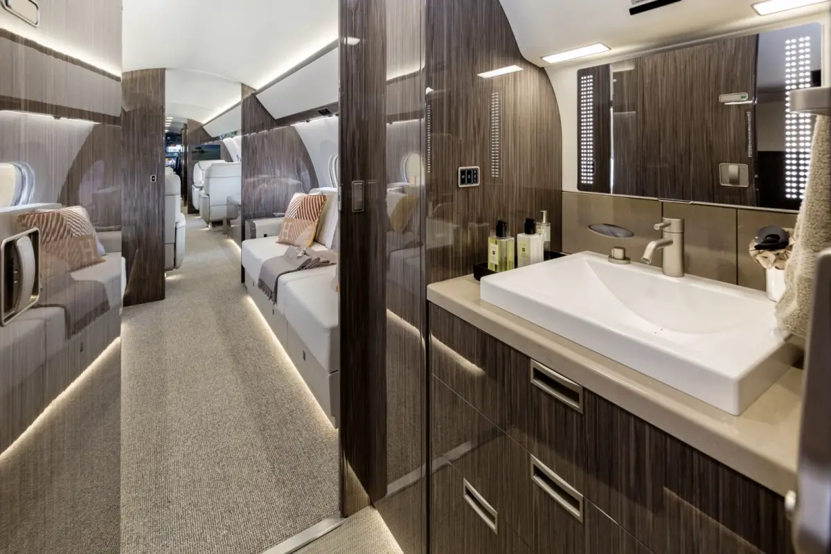 Private Jet Bathroom | 10 Amazing Luxury Jet Ultimate Guide