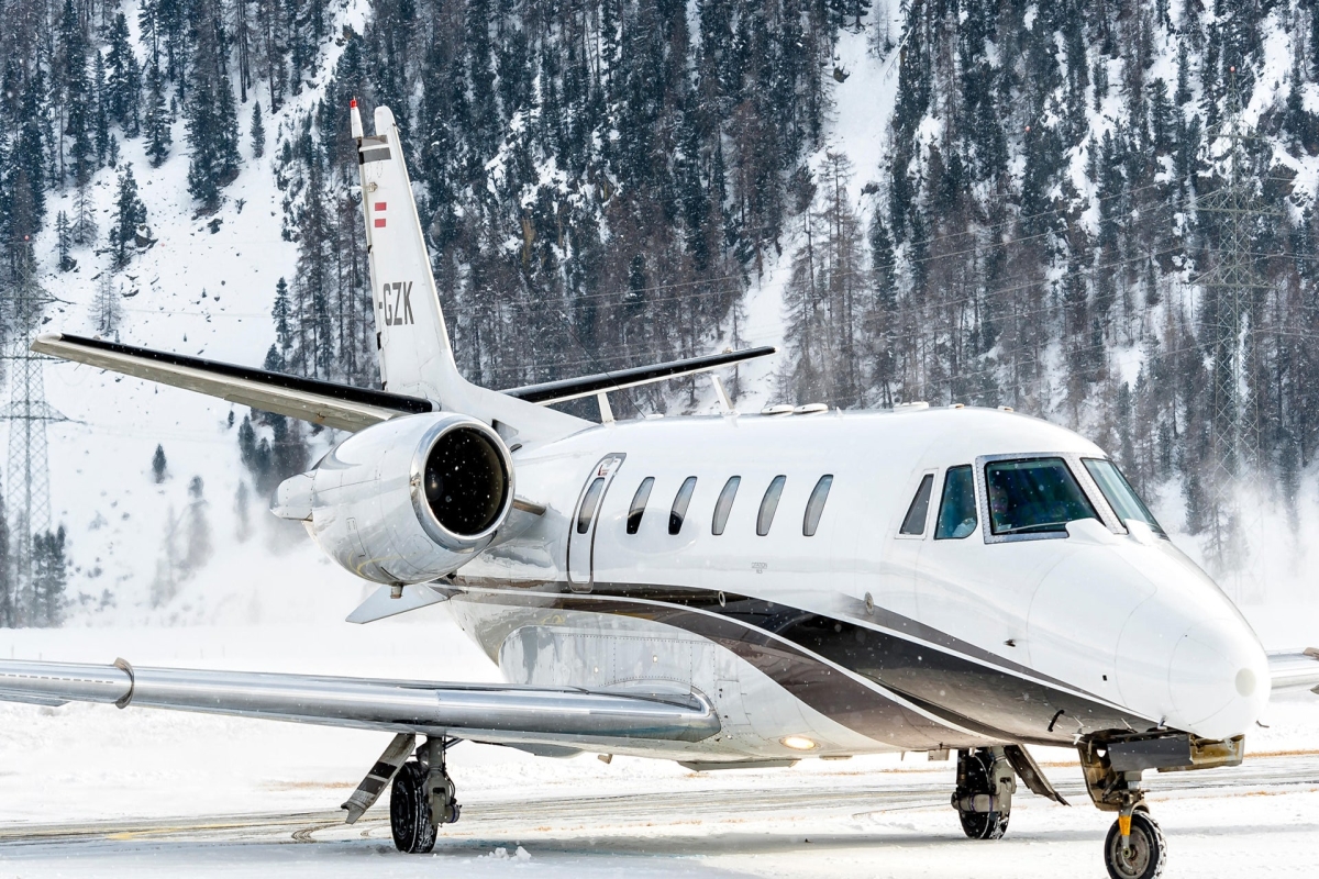 Private Jet 8 Seater